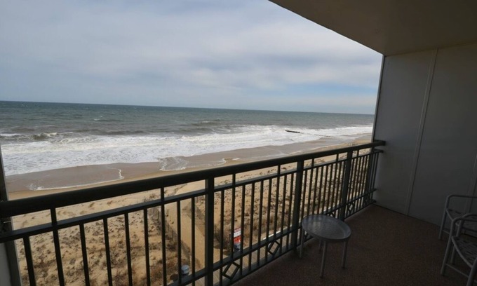 Rehoboth Beach Condo | Edgewater House - Ocean Front Units With Spectacular Views!