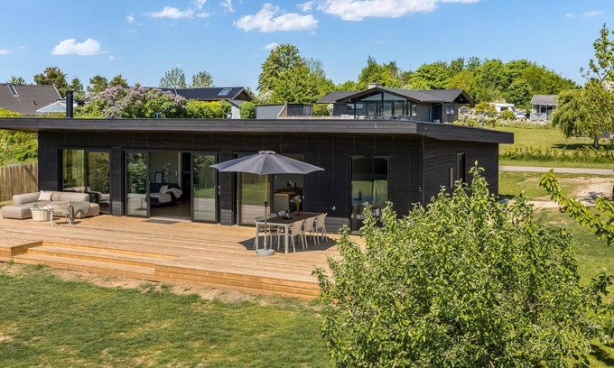 Holbaek House | "Edvia" - 200m to the fjord by Interhome