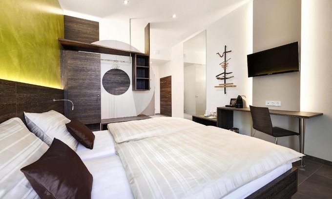 Marchtrenk Hotel | eee Hotel Marchtrenk