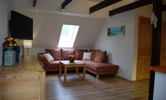 Tarnewitz Apartment | Eel house apartment 6 between the beach and the harbour