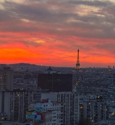 Gare House | Eiffel Tower View Terrace Apt