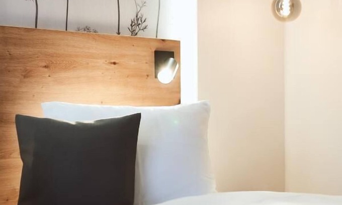 Riedenburg Apartment | Ein-raum-appartement mit Frühstück und Balkon