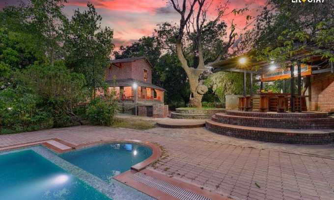 Pen Villa | EKOSTAY- Caribbean Villa