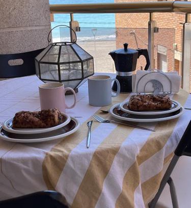 El Vendrell Apartment | El barco, siente la brisa del mediterraneo