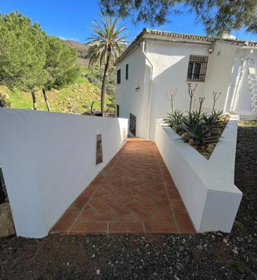 Carratraca Bed & Breakfast | El bufon de la corte