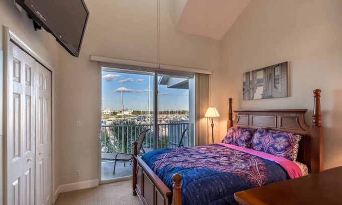 Ruskin Apartment | El Capitan U429 2. Little Harbor Beach Resort Tampa Bay