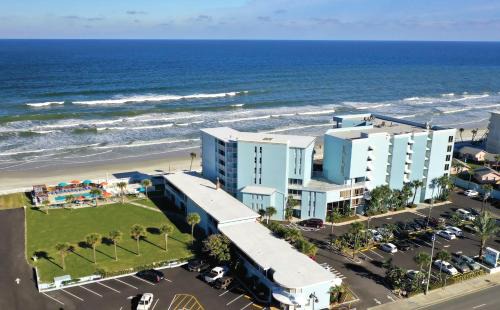 Melinda Cook Hotel | El Caribe Resort and Conference Center