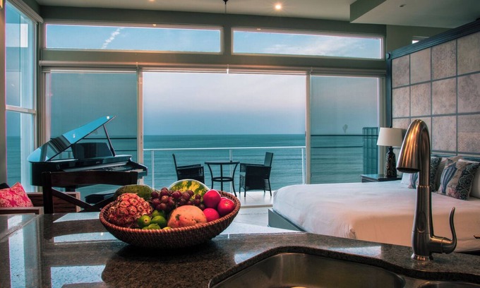 Boca Corona Apartment | El Golden Cowry – Romantic Escape with Ocean Views