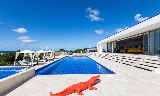 Les Terres Basses Villa | El Grande Azure 5BR in Terres Basses by Personal Villas - Breathtaking Paradise