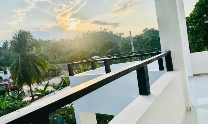 El Limon House | El Limon : Chambre Impeccable, Piscine et Nature à Proximité !