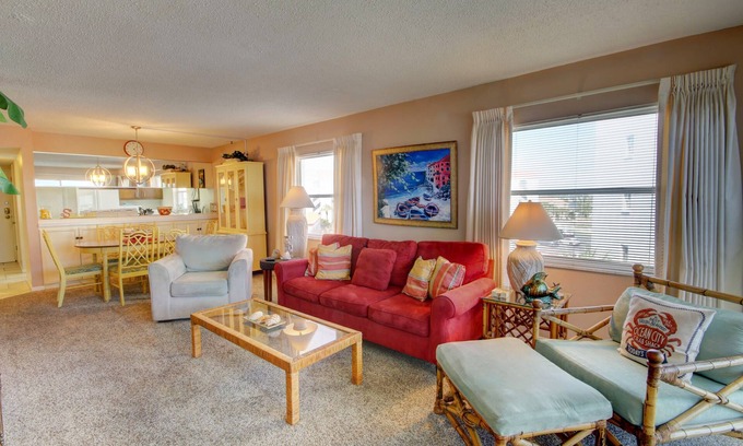 Fort Walton Beach Condo | El Matador 240 - FREE TICKETS! Your stay includes free tickets to many area attractions!