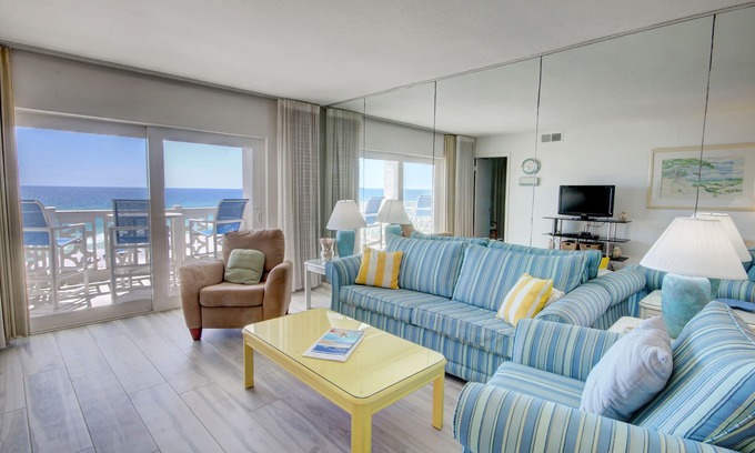 Fort Walton Beach Condo | El Matador 363 - FREE TICKETS! Your stay includes free tickets to many area attractions!