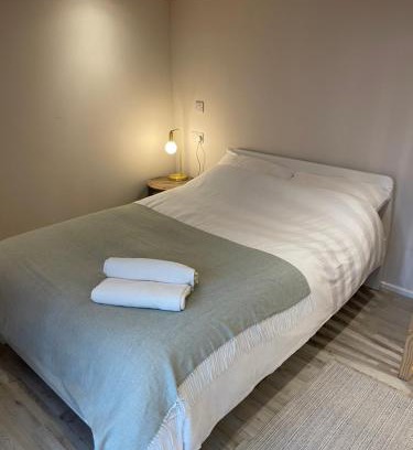 Bournemouth Apartment | El Nido - Cosy cabin in Southbourne, 5 mins from beach