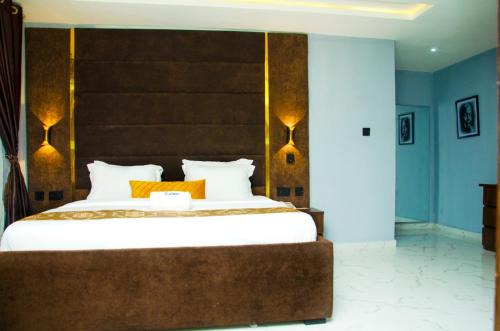 Ojodu Hotel | El-Nido Hotel by Kdove