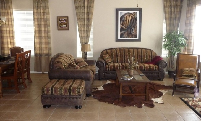 Dove Mountain House | El Saguaro at Dove Mountain Provides Rest and Relaxation