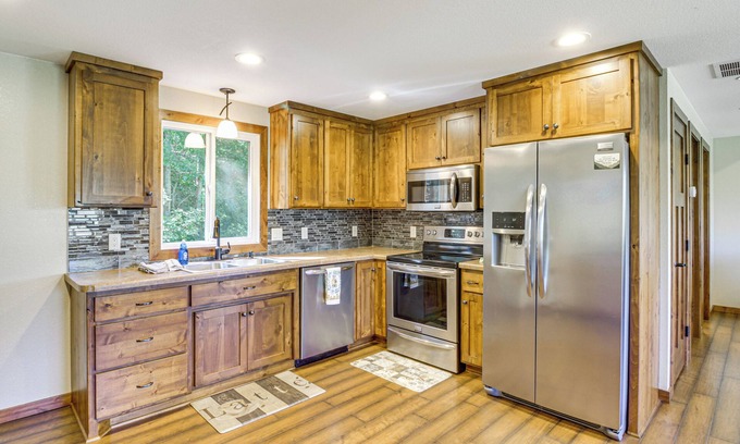 Battle Lake Cottage | 'elbow Lake Escape' w/Dock in Underwood!