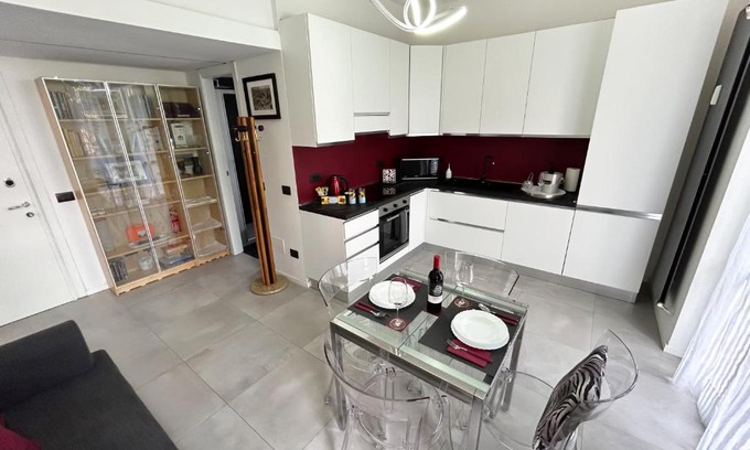 Rottole Apartment | [Elegance and tranquility at 10min from the centre!]