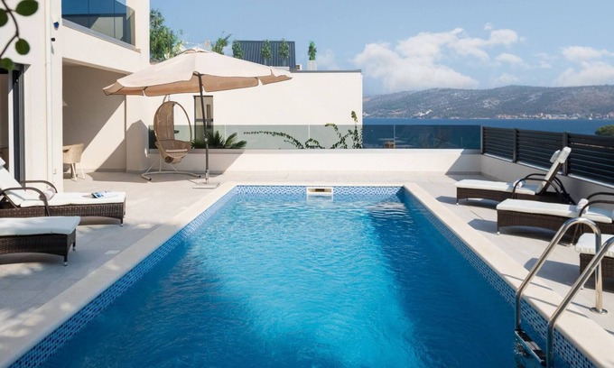 Razanj Villa | Elegance Villa Palm Bay 2, heated pool - 10 m from the sea, with sea view and balcony