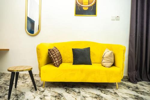 Ikotun Apartment | Elegant 1-Bed With Unlimited Starlink SuperFast Speed WiFi & 24hrs POWER