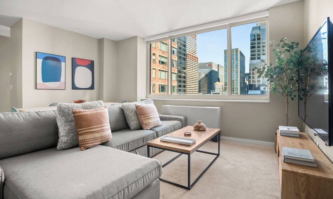Central New York City Apartment | Elegant 2bed 2bath apt
