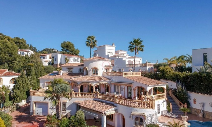 Benissa Coast Villa | Elegant 5BR Villa, Heated Pool - Benissa/Moraira