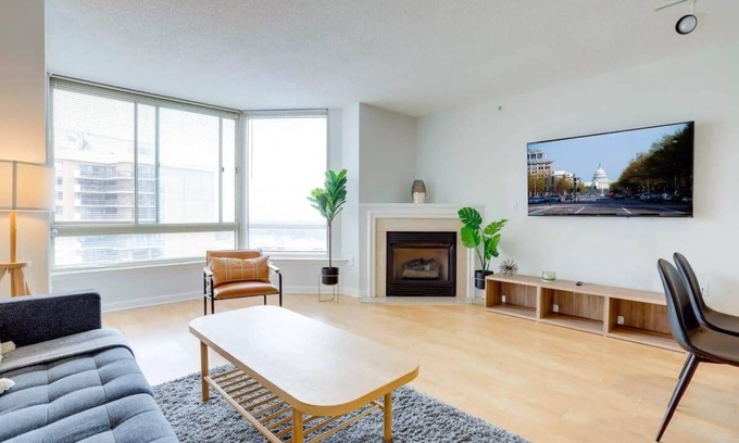 Ballston Apartment | Elegant and Charming Apt in Ballston with Gym