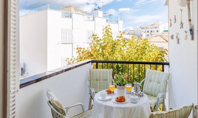 Puerto de Pollensa Apartment | Elegant and Spacious Marian Gola situated in the Port close to All amenities
