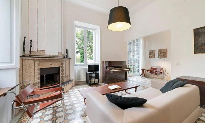 Quartiere XVII Trieste Apartment | Elegant and spacious Apartment in Rome - Metro B1