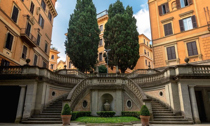 Quartiere III Pinciano Apartment | Elegant and spacious suite in upscale setting within walking distance of Villa Borghese.