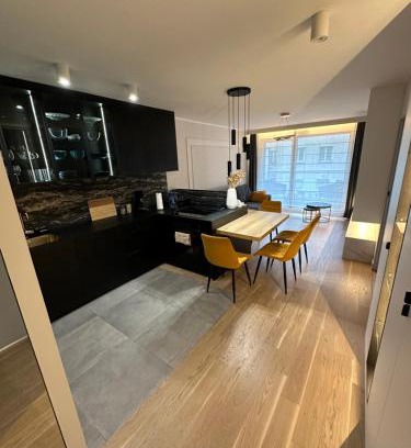 Issy-les-Moulineaux Apartment | Elegant Apartment Minutes from Paris