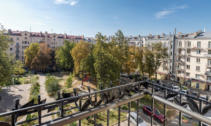 Minsk City Centre Apartment | Elegant apartment in the city center