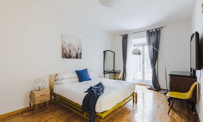 Rione XVI Ludovisi Apartment | Elegant Apartment Via Veneto by Varental