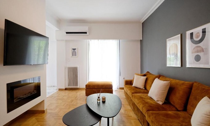 Pangrati Apartment | Elegant Big Apartment in Athens Center With Balcony