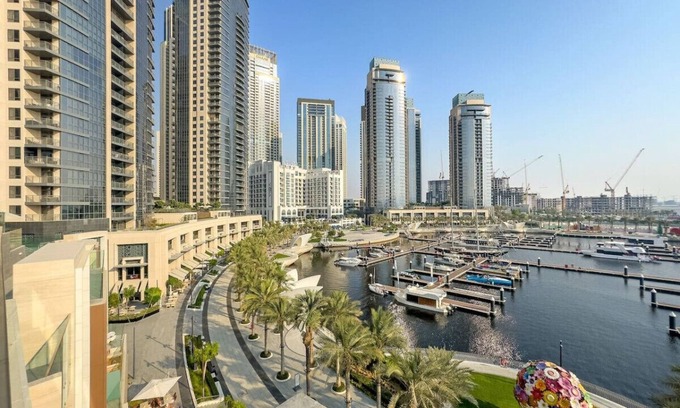 Dubai Apartment | Elegant Dubai 2BR | Family-Friendly, Gym & Waterfront