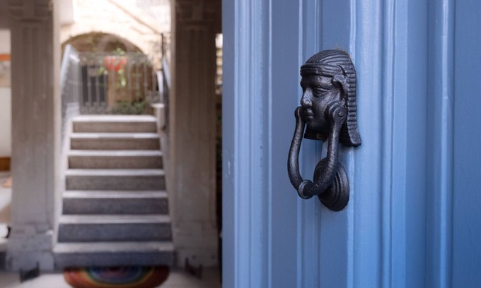 Modica House | Elegant family home in the heart of Modica's historic center.