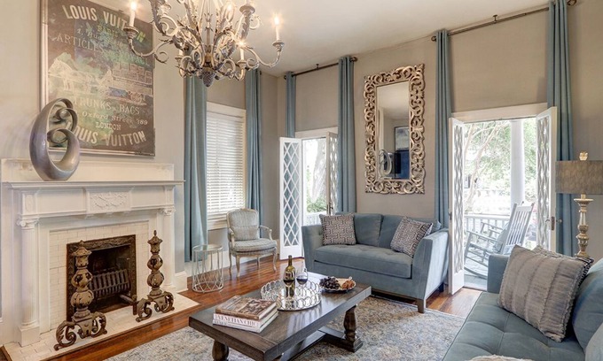 Historic Downtown Savannah Condo | Elegant Home Near Forsyth | Heated Pool Access