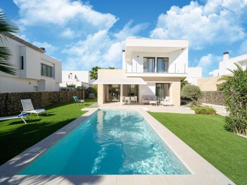 Lo Rufete House | Elegant Home with Pool