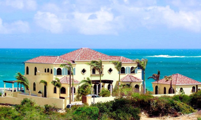 Sea Rocks Villa | Elegant Oceanfront Villa