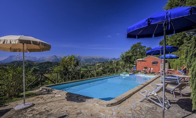 Monte San Martino Apartment | Elegant Stone House w/Pool