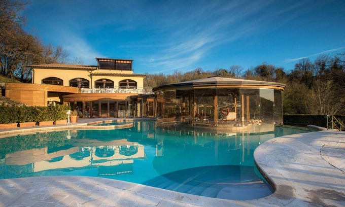 Sorano Apartment | Elegant Tuscan Retreat