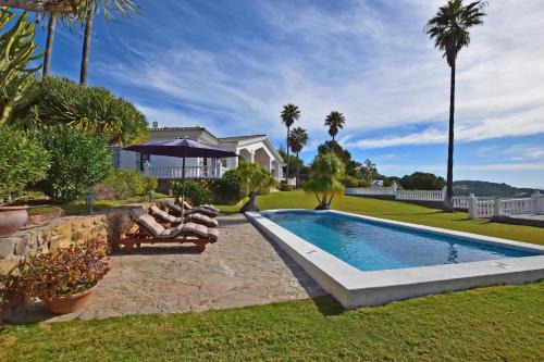 Atlanterra Apartment | Elegant viIIa with panoramic views