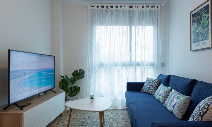 Las Palmas de Gran Canaria Ski Chalet | Eli Canteras - Park & Airco By CanariasGetaway