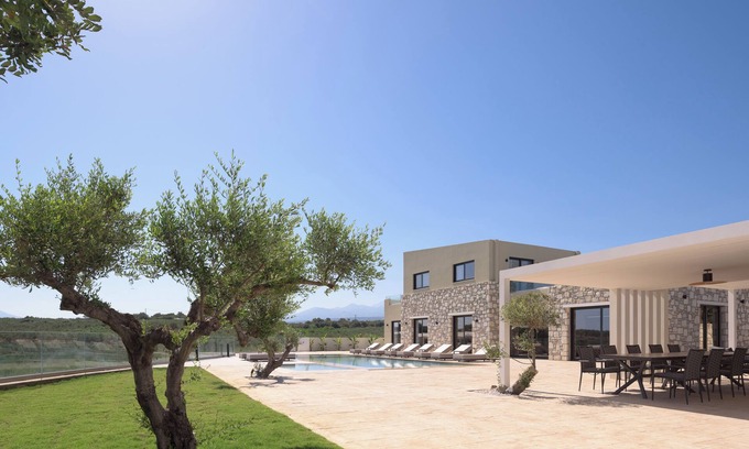 Asteri Villa | Elia Villa, with Pool, SeaViews & Iconic Design