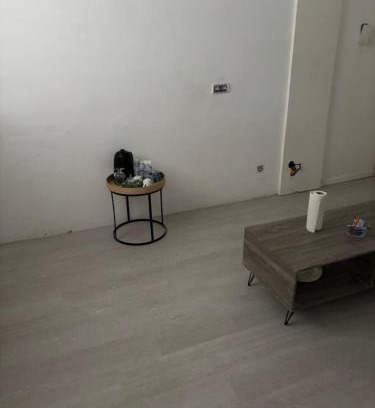 Sint-Jans-Molenbeek Apartment | Eliza home