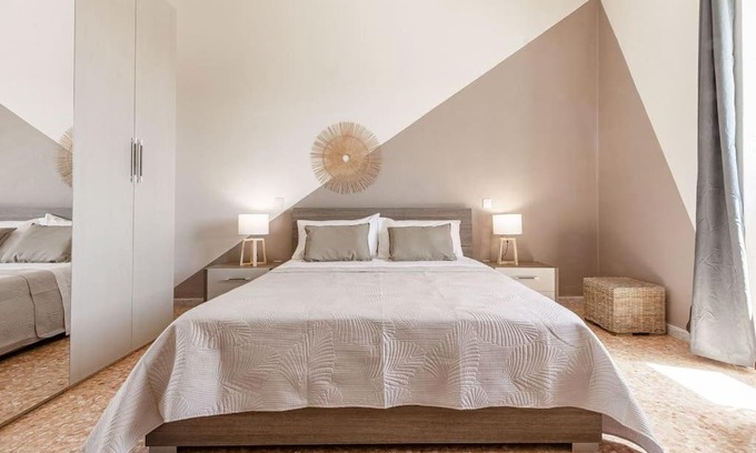 Arzachena House | Elizabeth Guest House