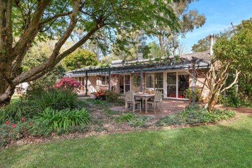 Berry House | Elmwood - By Berry Getaways