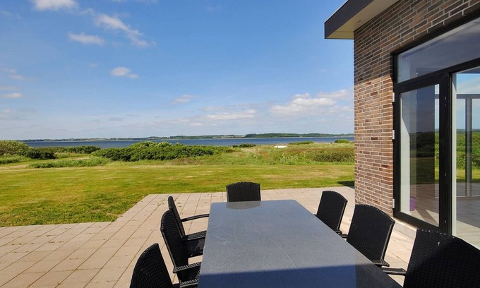 Ronbjerg House | "Eloise" - 50m to the fjord by Interhome