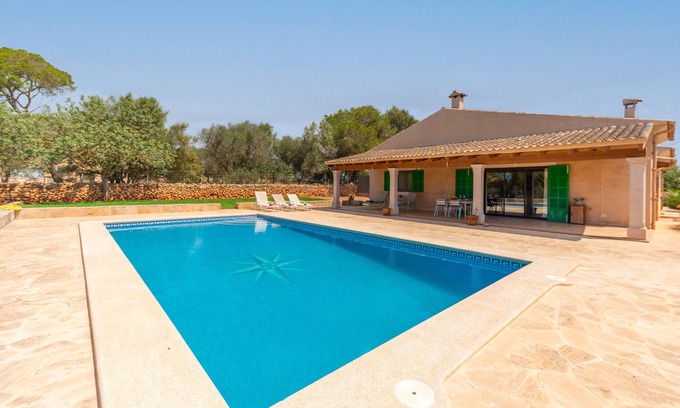 Ses Salines Villa | ELS GARROVERS - Villa with private pool and free Wifi in Ses Salines
