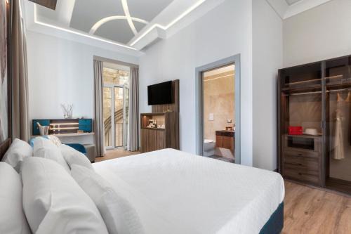 Sorrento City Centre House | Elys Suites