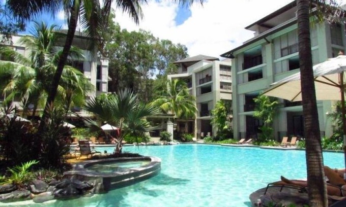 Palm Cove Hotel | Elysium Triton by the Sea